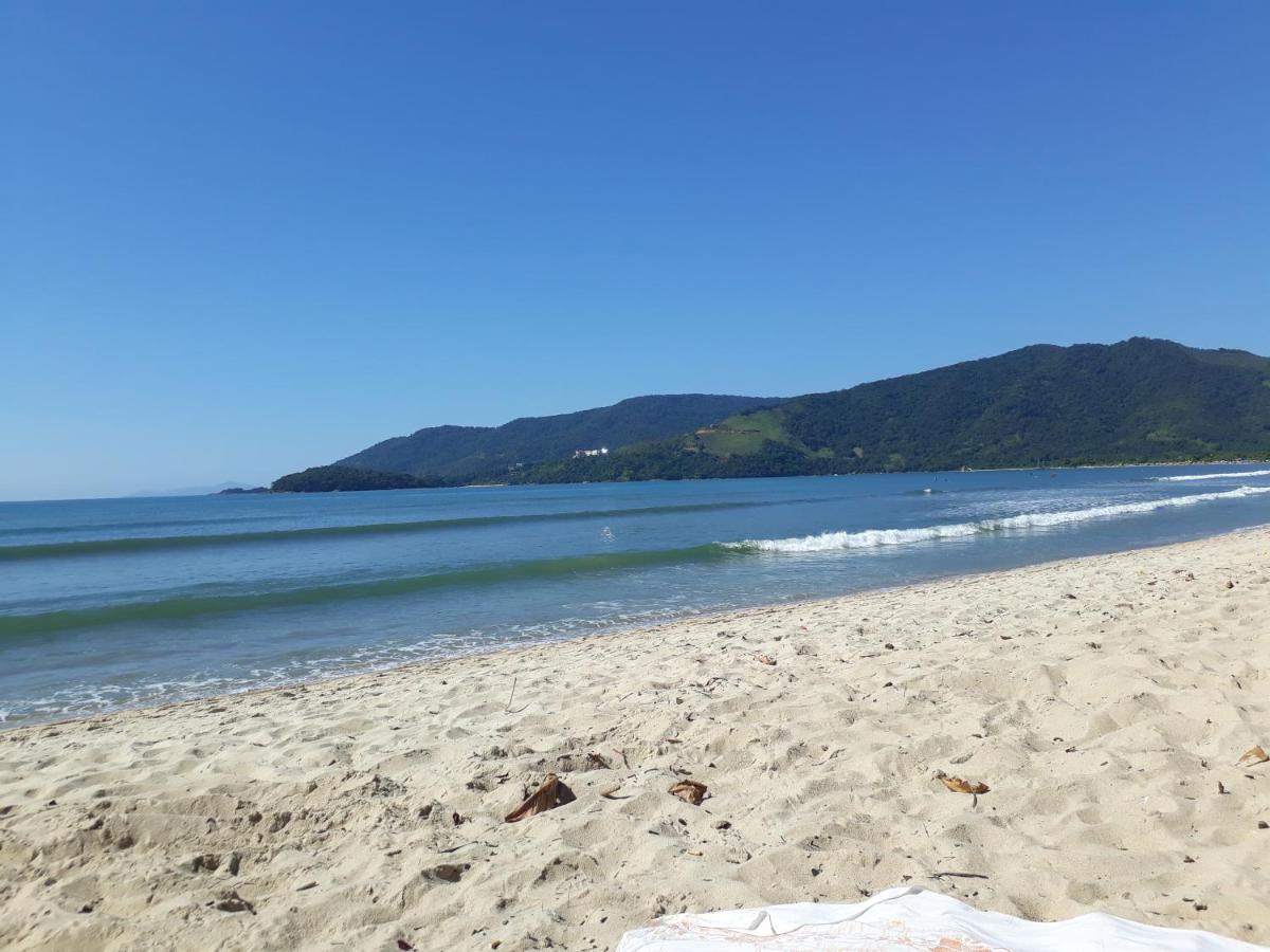 Casas Em Proximo Da Com 2 Dormitorios, Churrasqueira E 3 Vagas De Garagem * Ubatuba