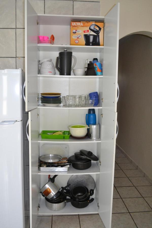 Hotel Casas Em Proximo Da Com 2 Dormitorios, Churrasqueira E 3 Vagas De Garagem *
