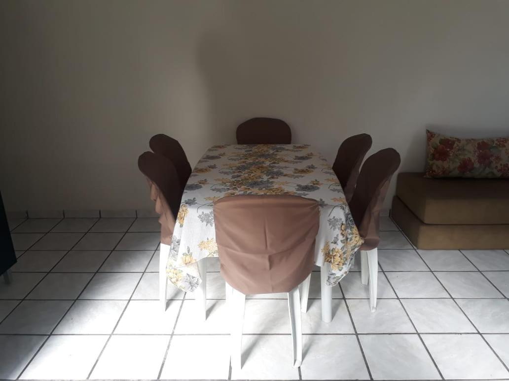 Casas Em Proximo Da Com 2 Dormitorios, Churrasqueira E 3 Vagas De Garagem *